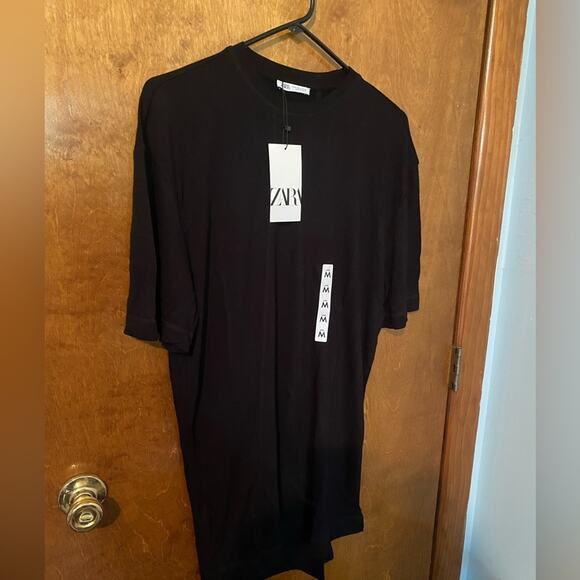 Zara T-SHIRT WITH ASYMMETRIC HEM - Picture 5 of 6